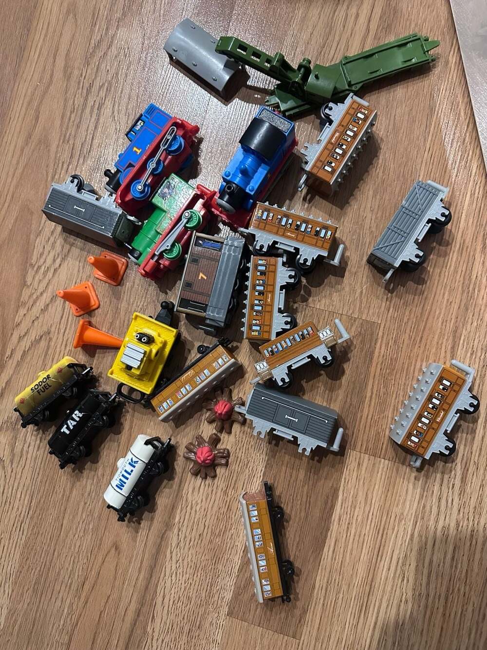 Thomas & Friends Vintage Train Lot And Accessories